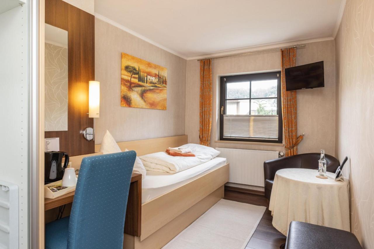 Gaestehaus Schwarzenauer Muehle Bad Berleburg Esterno foto